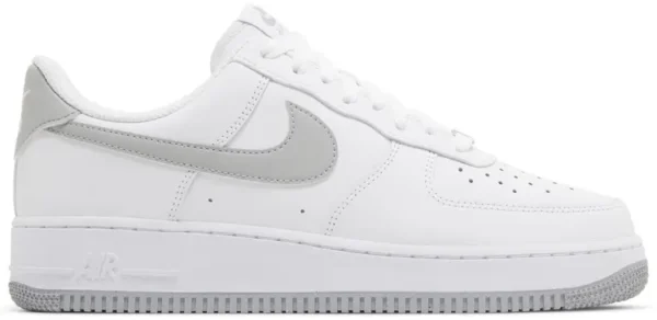 Air Force 1 'White Light Smoke Grey'